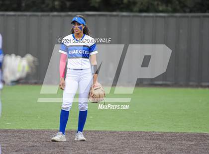 Thumbnail 2 in John Paul II vs. Dallas Christian photogallery.