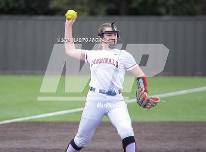 Thumbnail 1 in John Paul II vs. Dallas Christian photogallery.