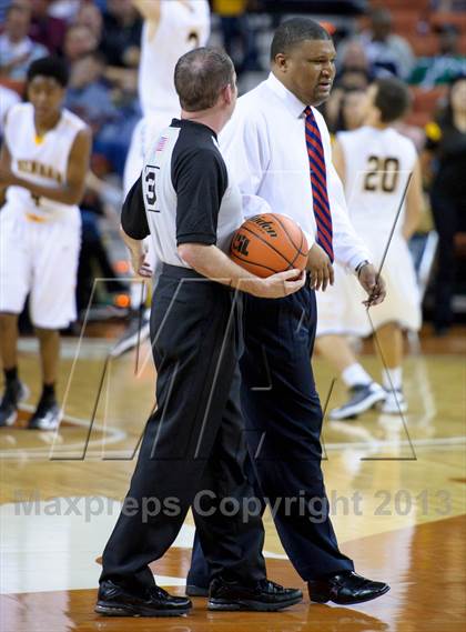 Thumbnail 2 in Brennan vs. Kimball (UIL 4A Semifinal) photogallery.