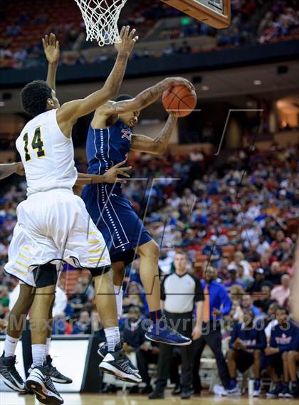 Thumbnail 1 in Brennan vs. Kimball (UIL 4A Semifinal) photogallery.