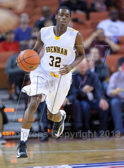 Thumbnail 3 in Brennan vs. Kimball (UIL 4A Semifinal) photogallery.