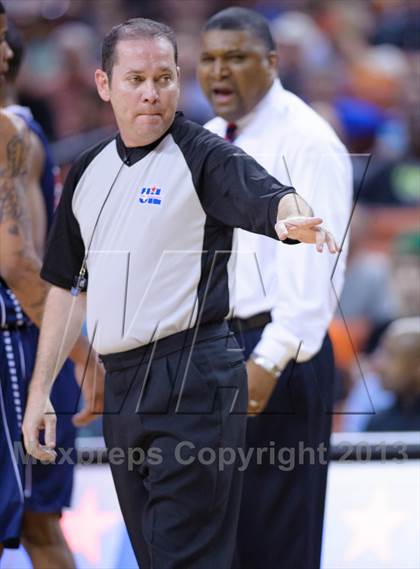 Thumbnail 2 in Brennan vs. Kimball (UIL 4A Semifinal) photogallery.