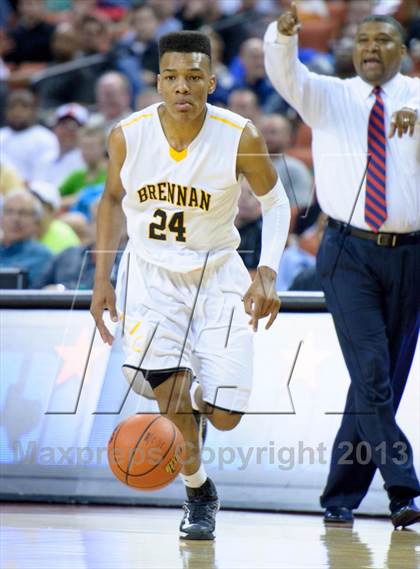 Thumbnail 1 in Brennan vs. Kimball (UIL 4A Semifinal) photogallery.