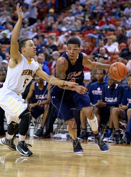 Thumbnail 3 in Brennan vs. Kimball (UIL 4A Semifinal) photogallery.
