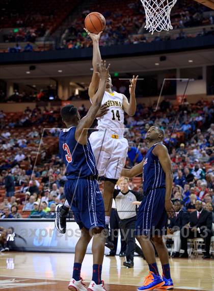 Thumbnail 2 in Brennan vs. Kimball (UIL 4A Semifinal) photogallery.