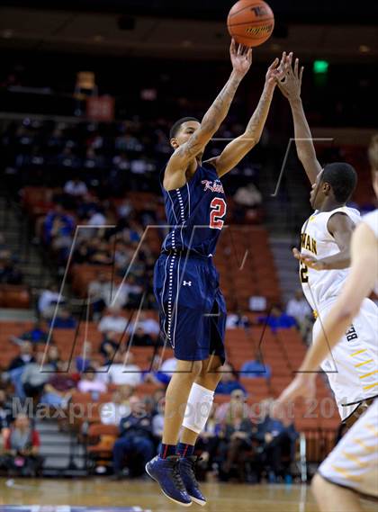 Thumbnail 3 in Brennan vs. Kimball (UIL 4A Semifinal) photogallery.