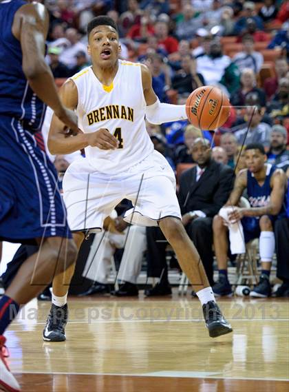 Thumbnail 3 in Brennan vs. Kimball (UIL 4A Semifinal) photogallery.