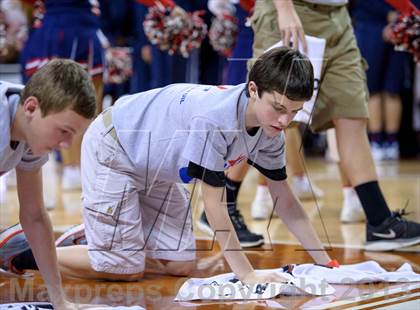 Thumbnail 2 in Brennan vs. Kimball (UIL 4A Semifinal) photogallery.