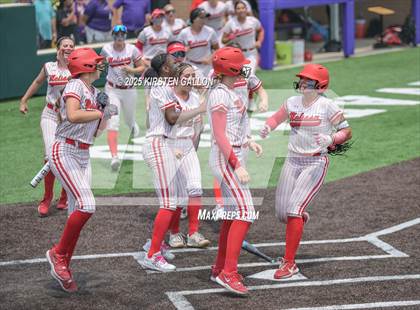Thumbnail 3 in Melissa vs. Lake Belton (UIL Softball 5A Division I Region II Game 3) photogallery.