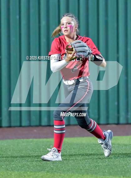 Thumbnail 1 in Melissa vs. Lake Belton (UIL Softball 5A Division I Region II Game 3) photogallery.