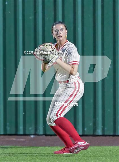 Thumbnail 1 in Melissa vs. Lake Belton (UIL Softball 5A Division I Region II Game 3) photogallery.