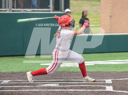 Thumbnail 1 in Melissa vs. Lake Belton (UIL Softball 5A Division I Region II Game 3) photogallery.