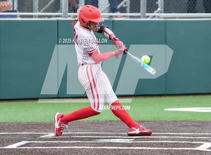 Thumbnail 1 in Melissa vs. Lake Belton (UIL Softball 5A Division I Region II Game 3) photogallery.