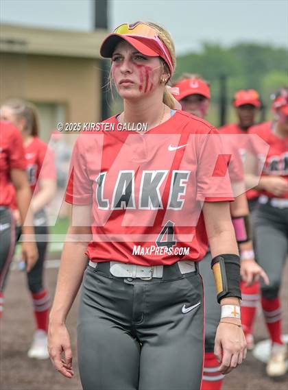Thumbnail 1 in Melissa vs. Lake Belton (UIL Softball 5A Division I Region II Game 3) photogallery.