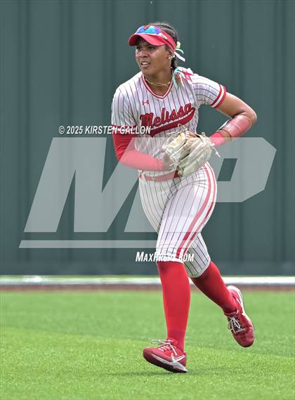 Thumbnail 1 in Melissa vs. Lake Belton (UIL Softball 5A Division I Region II Game 3) photogallery.