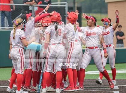 Thumbnail 2 in Melissa vs. Lake Belton (UIL Softball 5A Division I Region II Game 3) photogallery.