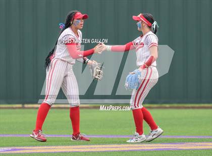 Thumbnail 3 in Melissa vs. Lake Belton (UIL Softball 5A Division I Region II Game 3) photogallery.