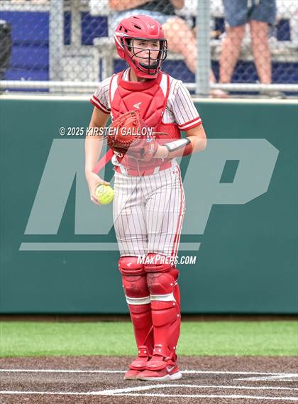 Thumbnail 2 in Melissa vs. Lake Belton (UIL Softball 5A Division I Region II Game 3) photogallery.