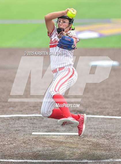 Thumbnail 3 in Melissa vs. Lake Belton (UIL Softball 5A Division I Region II Game 3) photogallery.