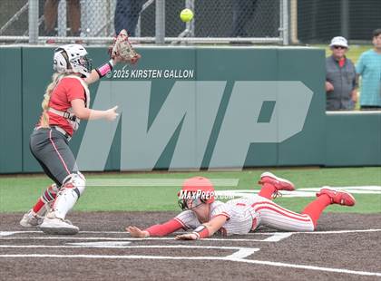 Thumbnail 3 in Melissa vs. Lake Belton (UIL Softball 5A Division I Region II Game 3) photogallery.