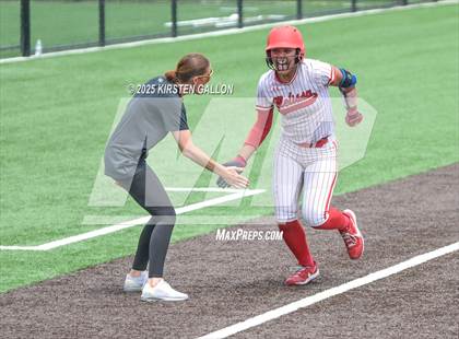 Thumbnail 3 in Melissa vs. Lake Belton (UIL Softball 5A Division I Region II Game 3) photogallery.
