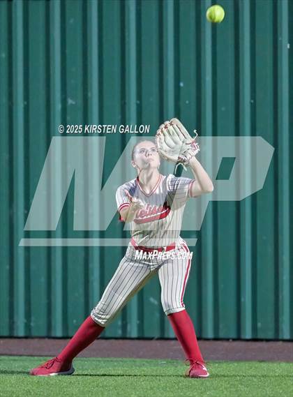 Thumbnail 3 in Melissa vs. Lake Belton (UIL Softball 5A Division I Region II Game 3) photogallery.