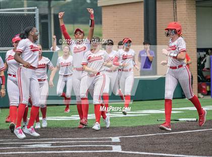 Thumbnail 1 in Melissa vs. Lake Belton (UIL Softball 5A Division I Region II Game 3) photogallery.