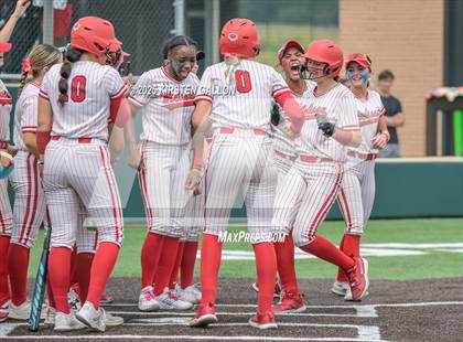 Thumbnail 1 in Melissa vs. Lake Belton (UIL Softball 5A Division I Region II Game 3) photogallery.