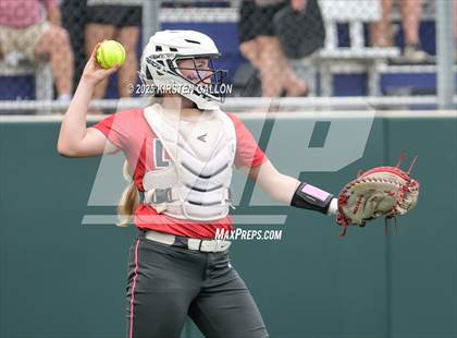 Thumbnail 2 in Melissa vs. Lake Belton (UIL Softball 5A Division I Region II Game 3) photogallery.