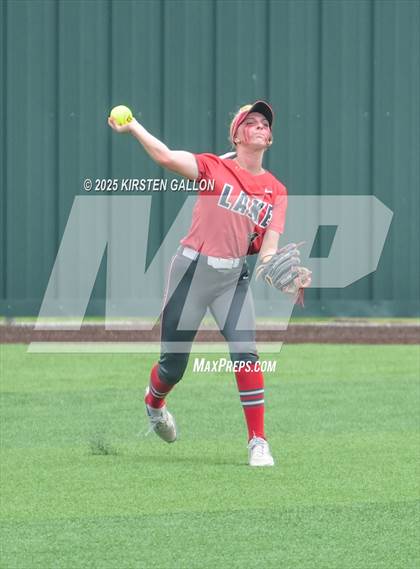 Thumbnail 3 in Melissa vs. Lake Belton (UIL Softball 5A Division I Region II Game 3) photogallery.