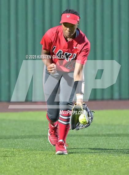 Thumbnail 2 in Melissa vs. Lake Belton (UIL Softball 5A Division I Region II Game 3) photogallery.