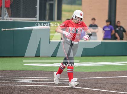 Thumbnail 1 in Melissa vs. Lake Belton (UIL Softball 5A Division I Region II Game 3) photogallery.
