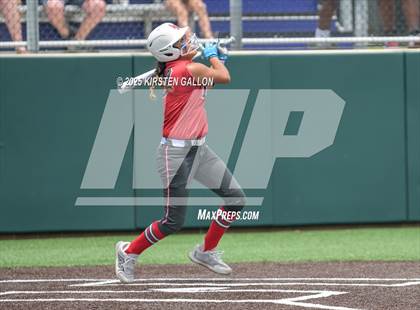 Thumbnail 3 in Melissa vs. Lake Belton (UIL Softball 5A Division I Region II Game 3) photogallery.