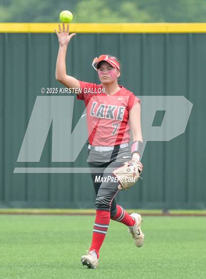 Thumbnail 3 in Melissa vs. Lake Belton (UIL Softball 5A Division I Region II Game 3) photogallery.
