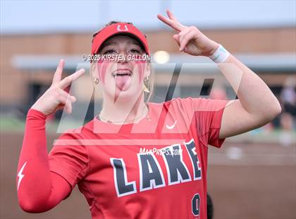 Thumbnail 2 in Melissa vs. Lake Belton (UIL Softball 5A Division I Region II Game 3) photogallery.
