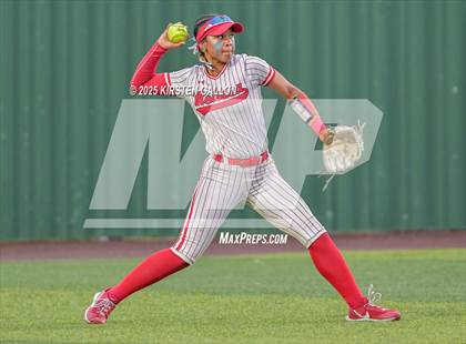Thumbnail 2 in Melissa vs. Lake Belton (UIL Softball 5A Division I Region II Game 3) photogallery.