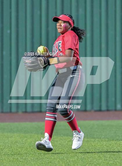 Thumbnail 3 in Melissa vs. Lake Belton (UIL Softball 5A Division I Region II Game 3) photogallery.