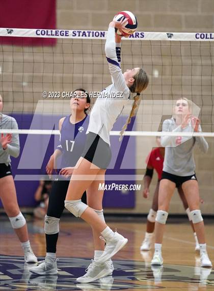 Thumbnail 3 in Tomball @ College Station photogallery.