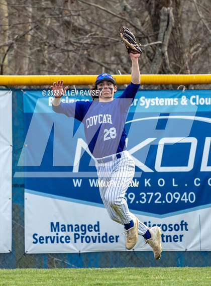 Thumbnail 2 in Covington Catholic @ Highlands photogallery.