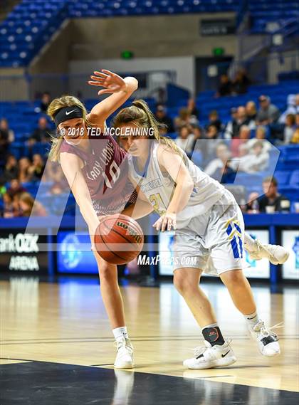 Thumbnail 1 in Mount Ida vs. Lakeside photogallery.