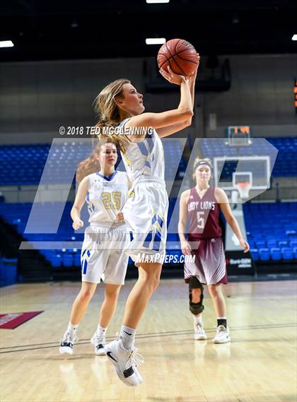 Thumbnail 2 in Mount Ida vs. Lakeside photogallery.