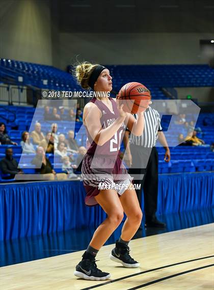 Thumbnail 1 in Mount Ida vs. Lakeside photogallery.