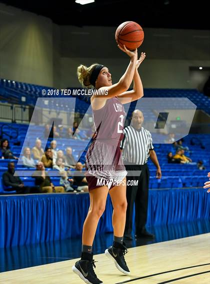 Thumbnail 2 in Mount Ida vs. Lakeside photogallery.