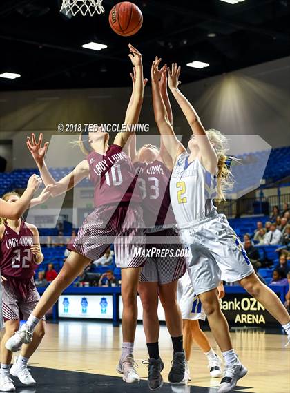 Thumbnail 1 in Mount Ida vs. Lakeside photogallery.