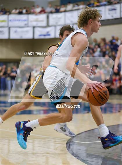Thumbnail 2 in Davis @ Farmington photogallery.
