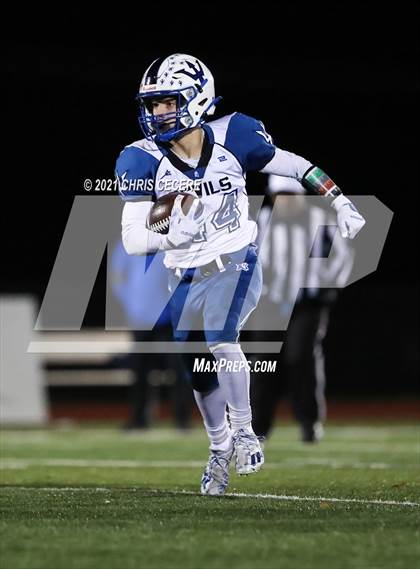Thumbnail 1 in Batavia vs. Honeoye Falls-Lima (Section 5 Class B Final) photogallery.
