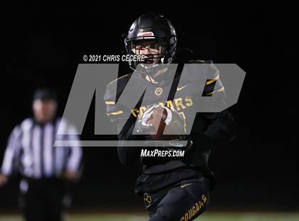 Thumbnail 2 in Batavia vs. Honeoye Falls-Lima (Section 5 Class B Final) photogallery.