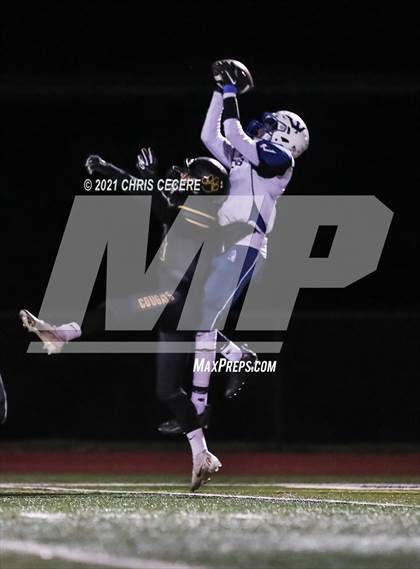 Thumbnail 3 in Batavia vs. Honeoye Falls-Lima (Section 5 Class B Final) photogallery.