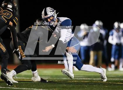 Thumbnail 2 in Batavia vs. Honeoye Falls-Lima (Section 5 Class B Final) photogallery.