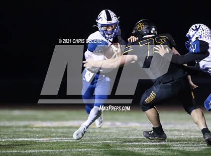 Thumbnail 1 in Batavia vs. Honeoye Falls-Lima (Section 5 Class B Final) photogallery.
